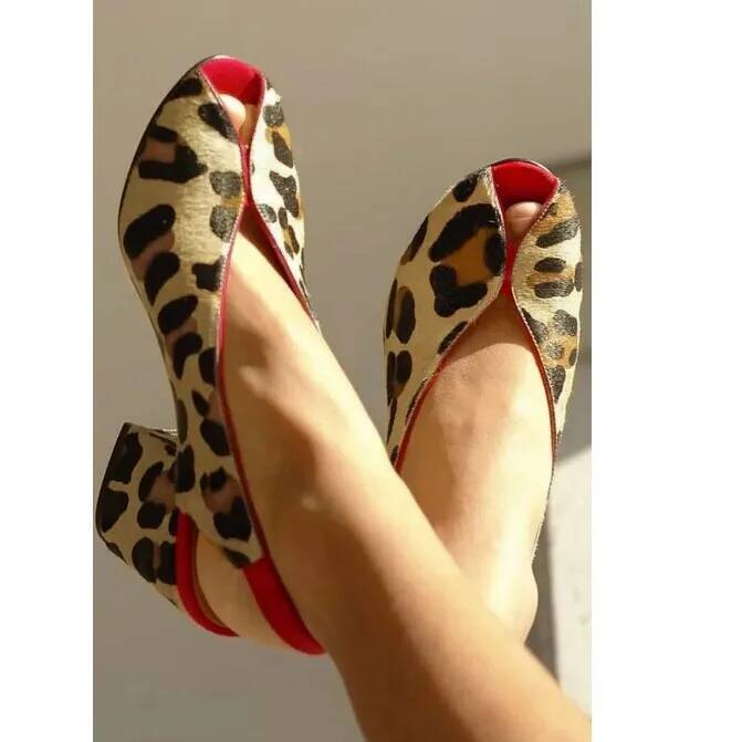 Men Shoes On - صنادل نسائية بطبعة جلد الفهد مفتوحة