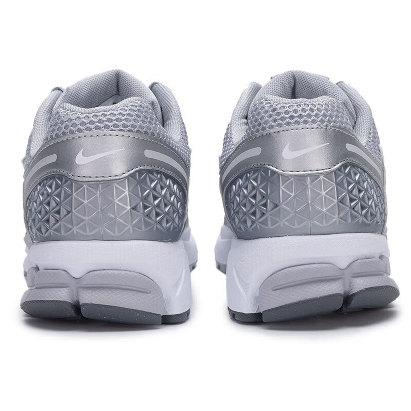 حذاء الجري Nike Zoom Vomero 5  - مراجعة Men'S Shoes In Nike وسعره